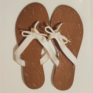 Kate Spade white leather sandals/flip flops